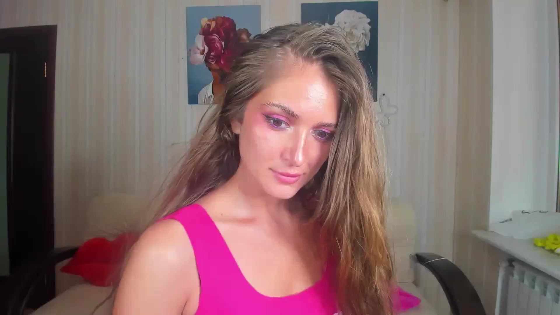 Gallery image thumbnail from HloeSky's myfreecams stream on, 07/29/2023, 09:47 image 9 of 20