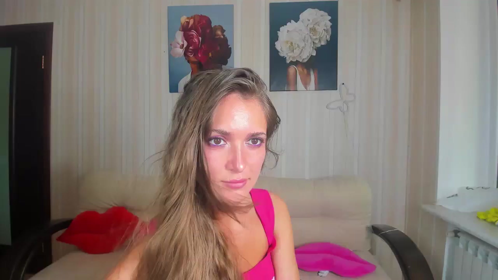 Gallery image thumbnail from HloeSky's myfreecams stream on, 07/29/2023, 09:47 image 1 of 20