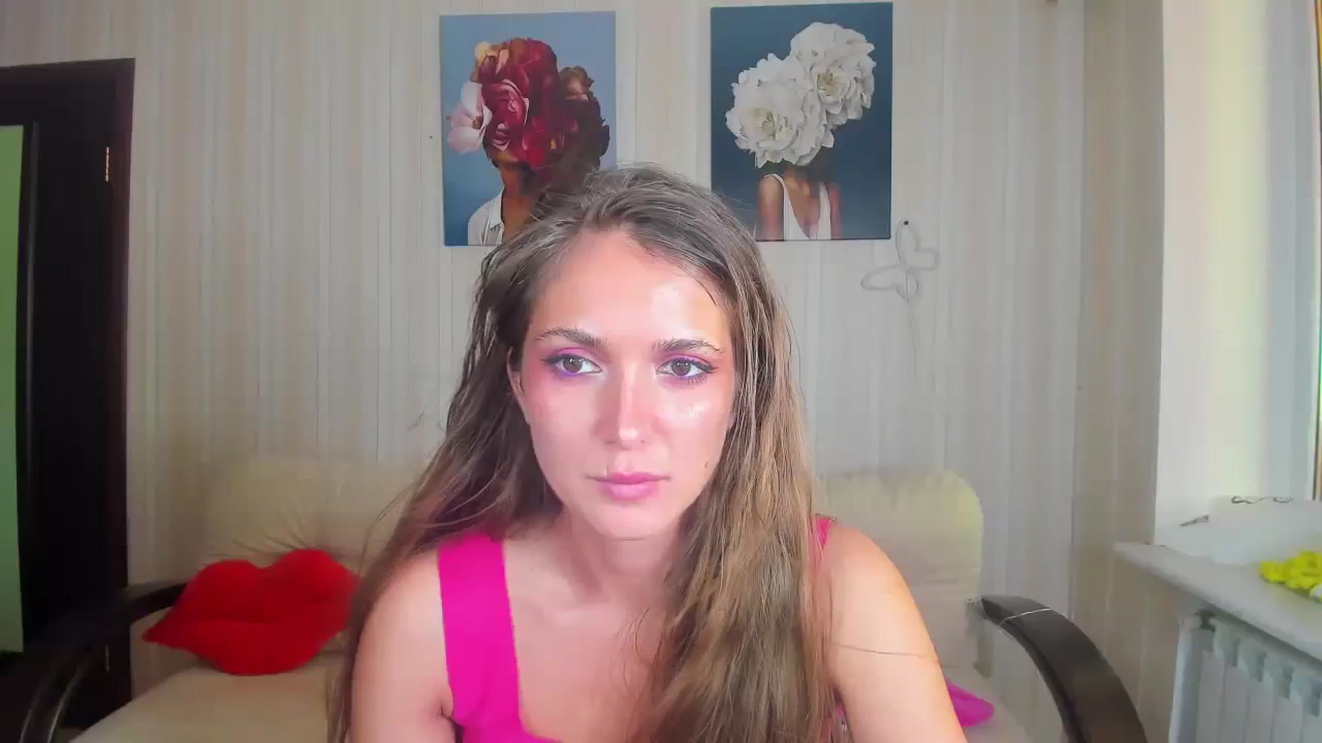 Gallery image thumbnail from HloeSky's myfreecams stream on, 07/29/2023, 09:47 image 14 of 20
