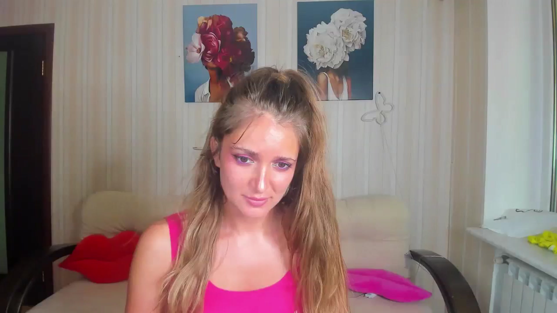 Gallery image thumbnail from HloeSky's myfreecams stream on, 07/29/2023, 11:43 image 19 of 20