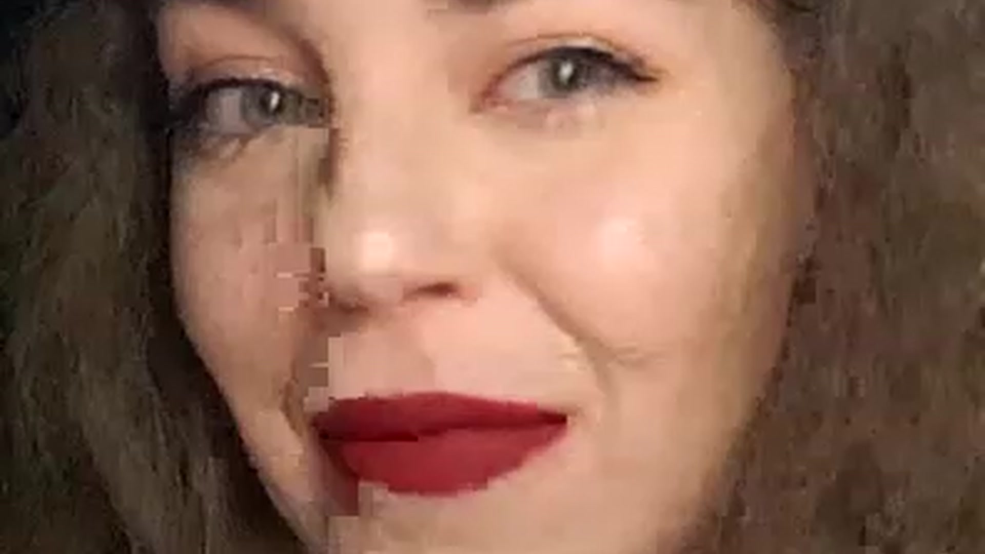 Gallery image thumbnail from HmschoolMamaT's myfreecams stream on, 11/16/2022, 08:00 image 12 of 20
