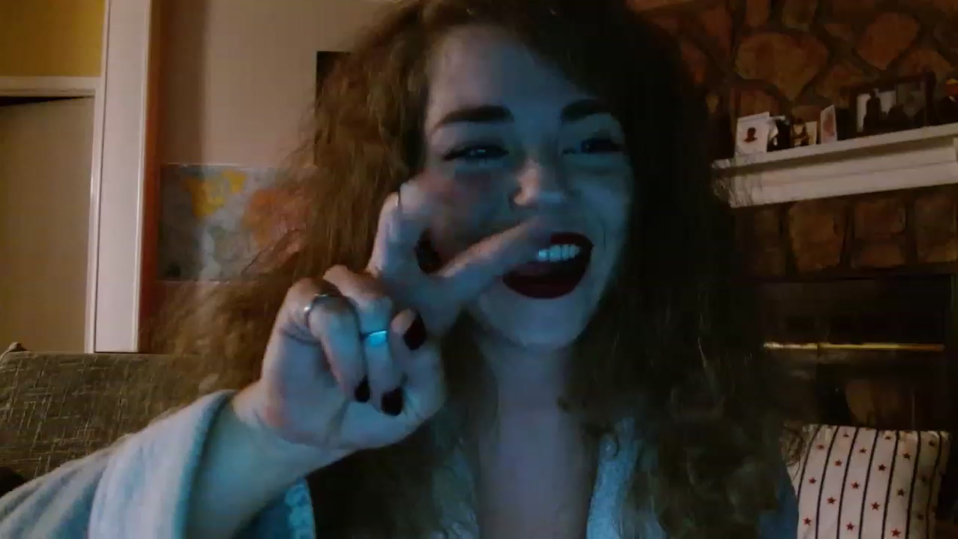Gallery image thumbnail from HmschoolMamaT's myfreecams stream on, 11/16/2022, 08:24 image 6 of 20