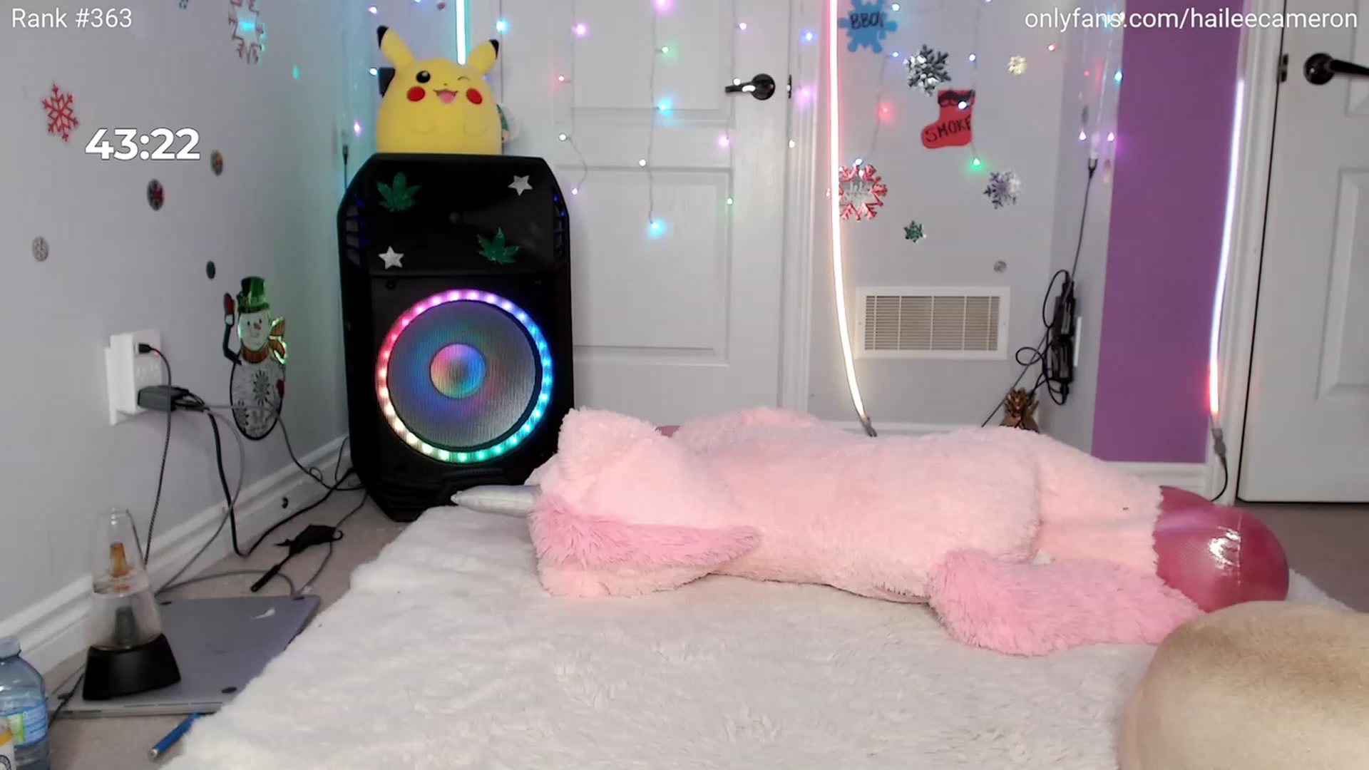 Gallery image thumbnail from HoHoHailee's myfreecams stream on, 12/10/2023, 13:02 image 13 of 20