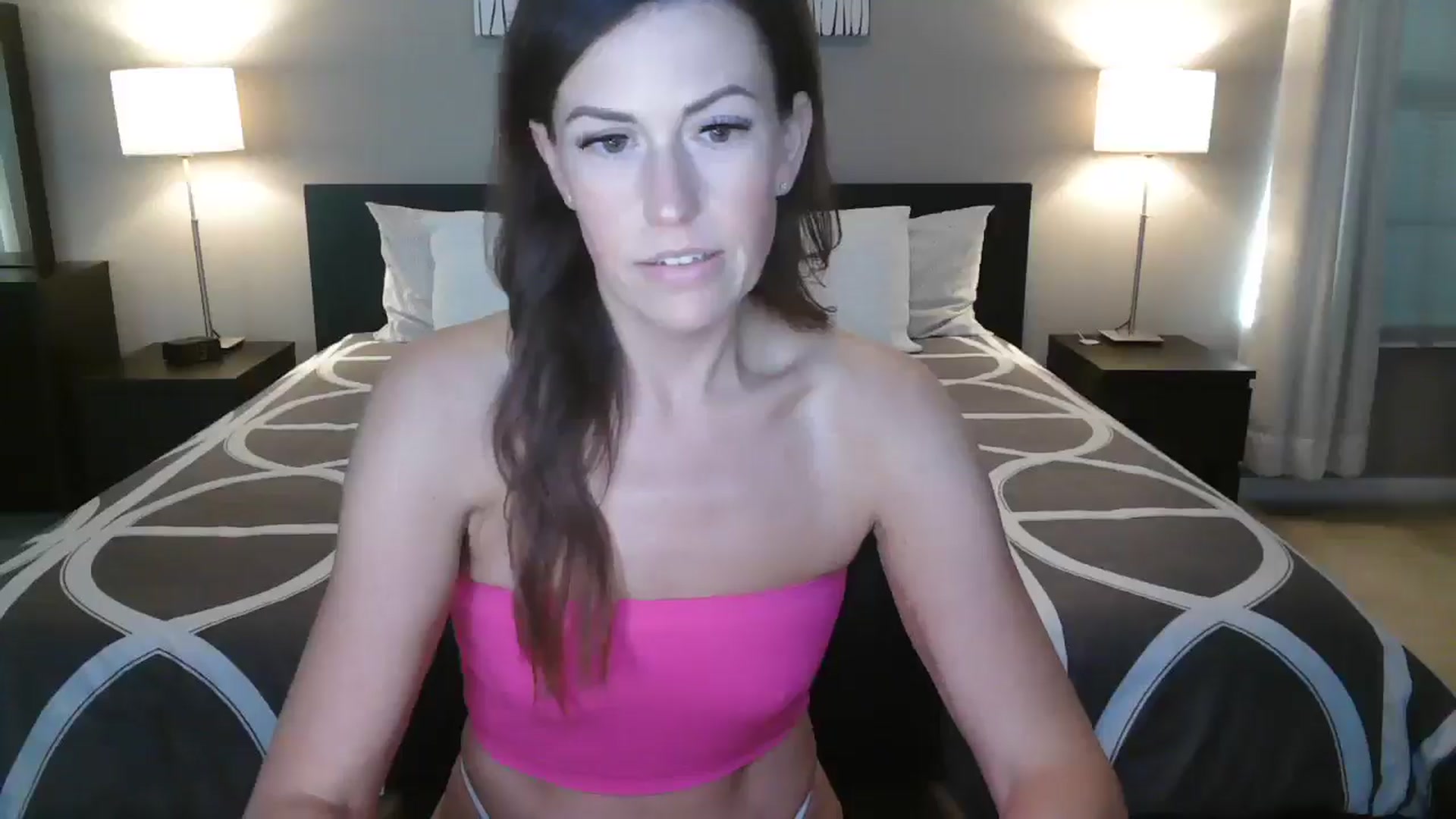 Gallery image thumbnail from HoSeason99's myfreecams stream on, 10/21/2024, 15:48 image 5 of 20