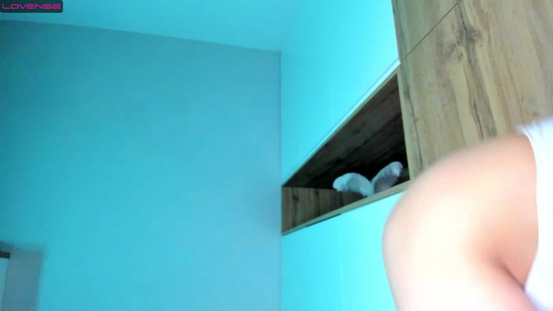 Gallery image thumbnail from HolaKate's myfreecams stream on, 01/28/2023, 24:02 image 6 of 20
