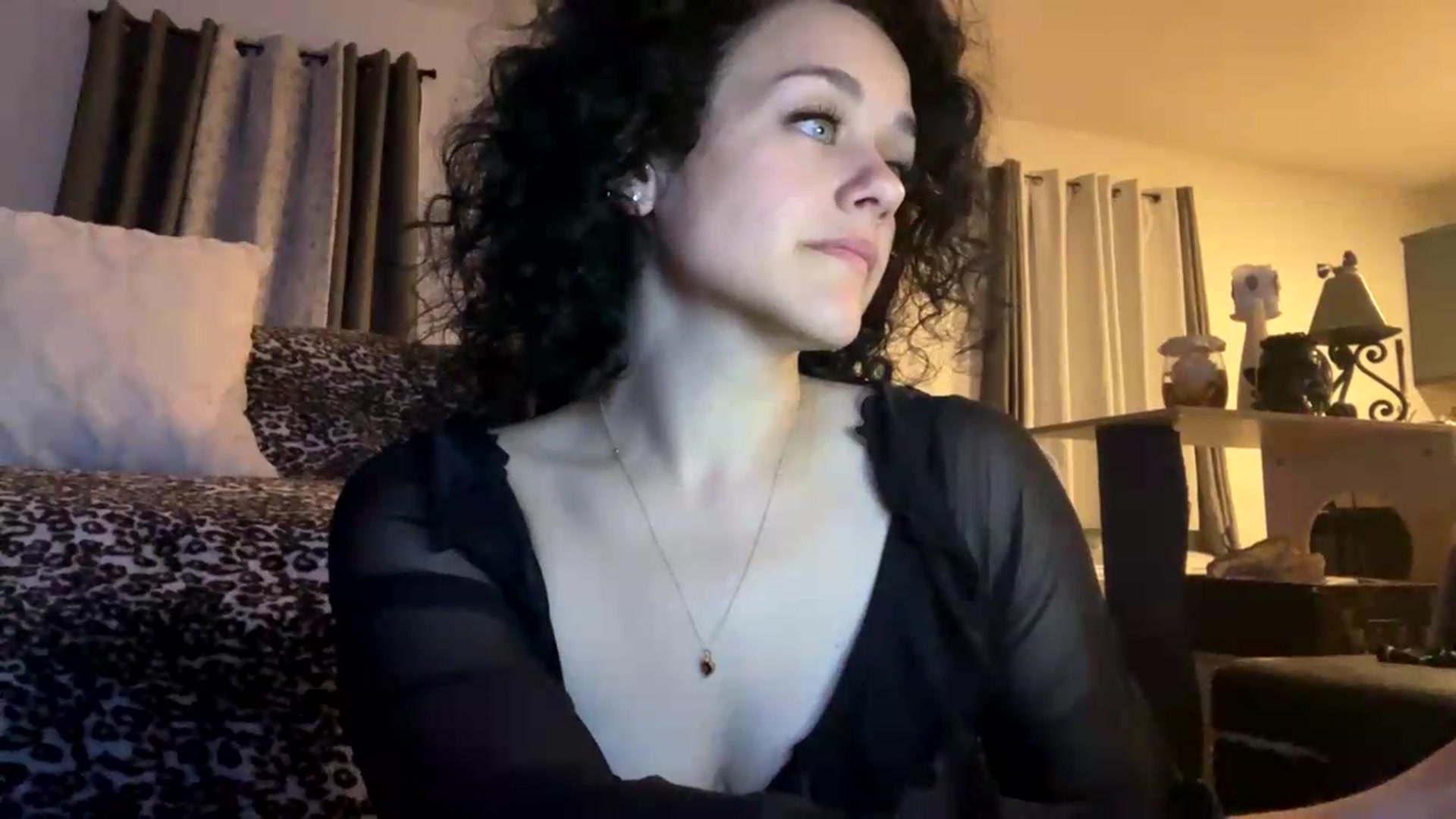 Gallery image thumbnail from HollyDelights's myfreecams stream on, 05/21/2026, 03:29 image 9 of 20