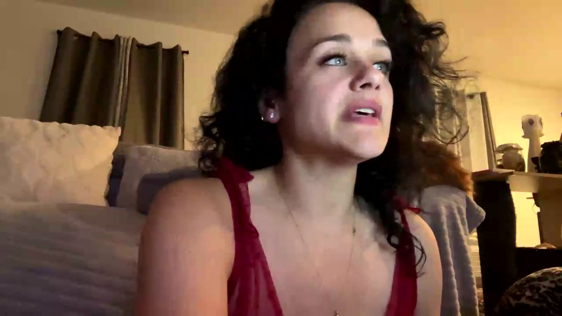 Gallery image thumbnail from HollyDelights's myfreecams stream on, 05/22/2026, 03:23 image 3 of 20