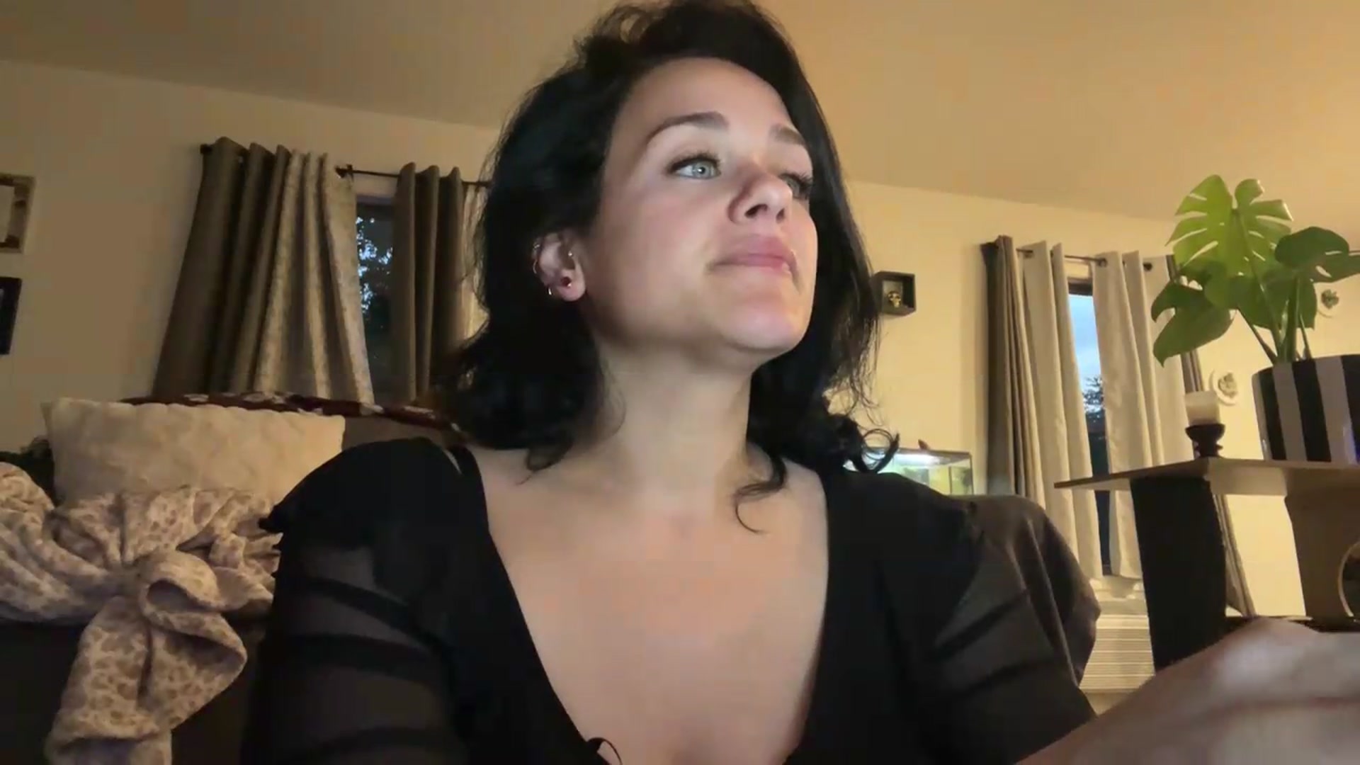 Gallery image thumbnail from HollyDelights's myfreecams stream on, 06/02/2026, 01:27 image 9 of 20
