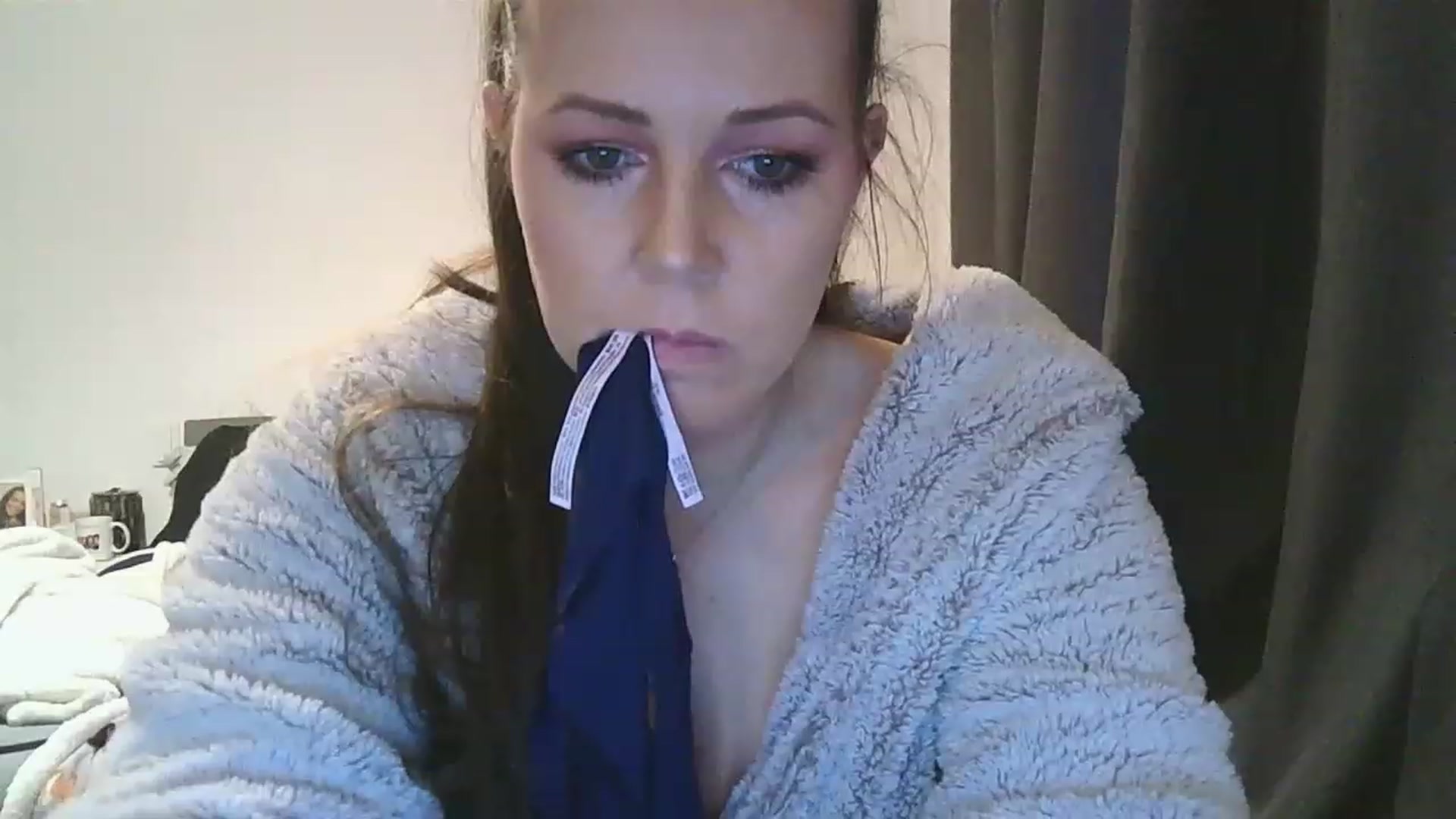 Gallery image thumbnail from HollyHH30's myfreecams stream on, 01/28/2023, 16:42 image 3 of 20