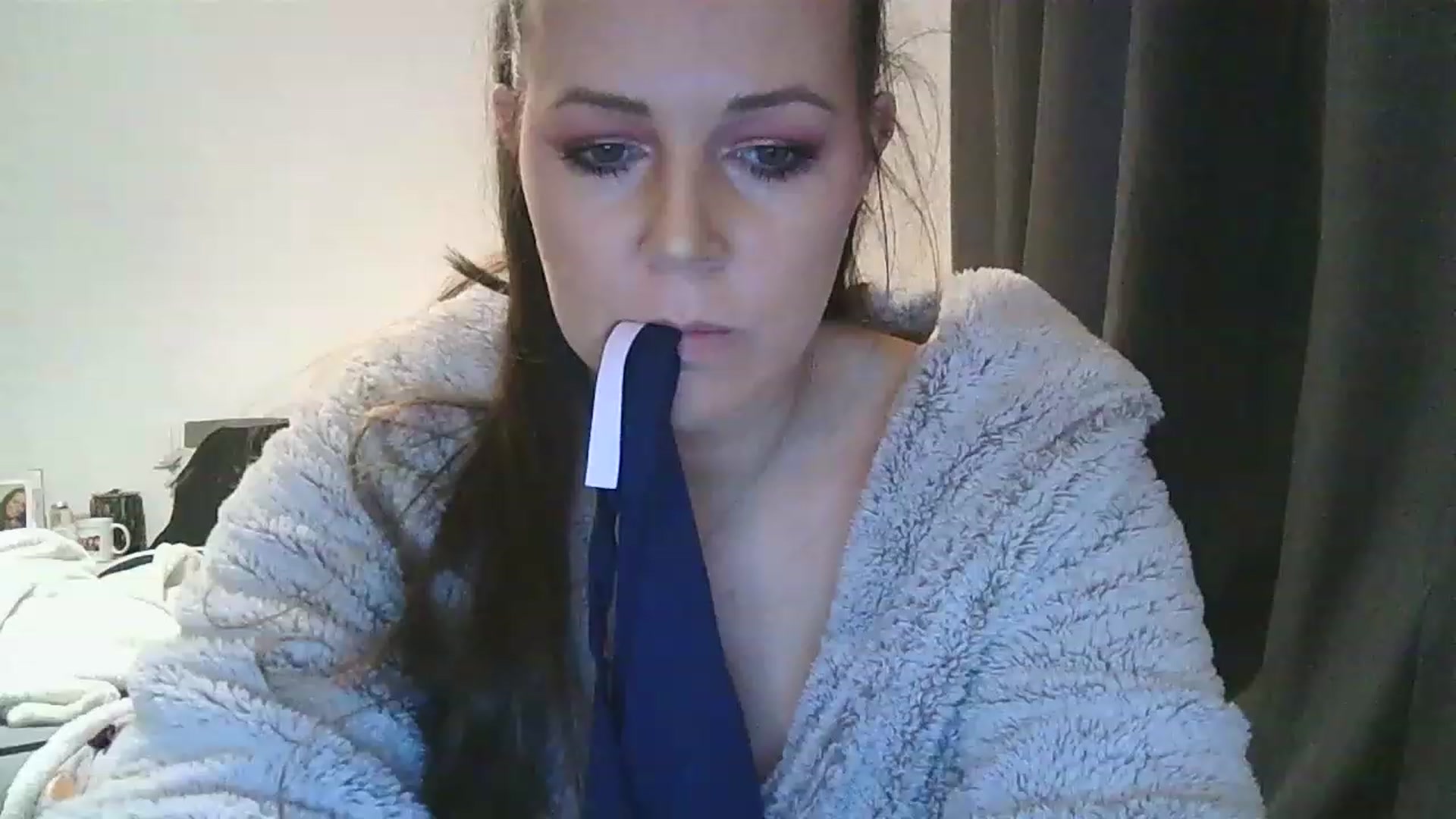 Gallery image thumbnail from HollyHH30's myfreecams stream on, 01/28/2023, 16:42 image 2 of 20