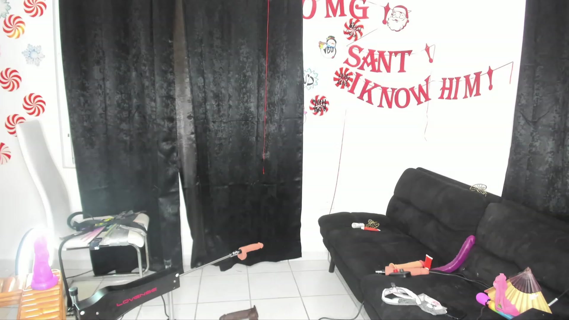 Gallery image thumbnail from HollyHanna's myfreecams stream on, 12/16/2022, 02:23 image 5 of 20