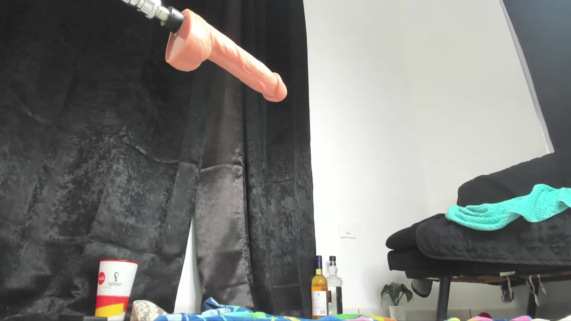 Gallery image thumbnail from HollyHanna's myfreecams stream on, 12/23/2022, 19:25 image 15 of 20