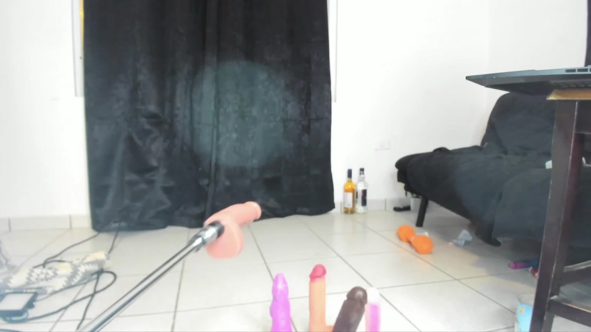 Gallery image thumbnail from HollyHanna's myfreecams stream on, 12/24/2022, 22:16 image 19 of 20