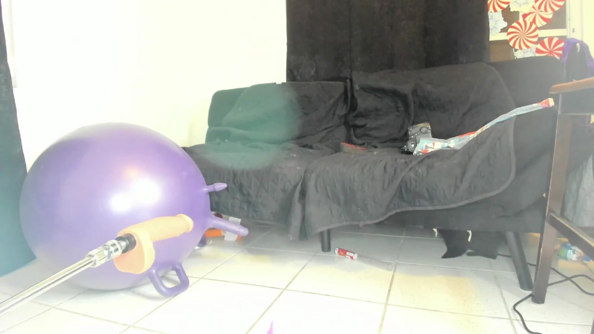 Gallery image thumbnail from HollyHanna's myfreecams stream on, 12/25/2022, 02:51 image 2 of 20
