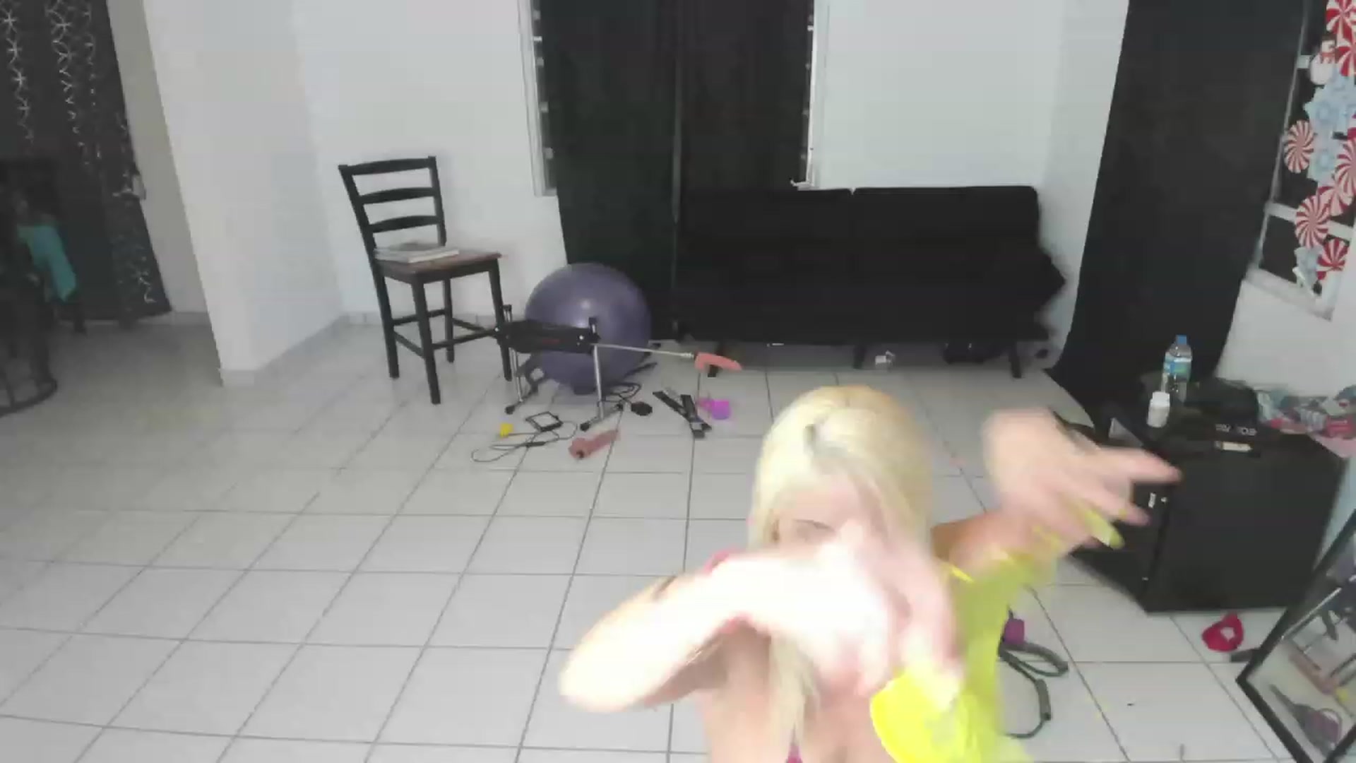 Gallery image thumbnail from HollyHanna's myfreecams stream on, 12/27/2022, 24:37 image 15 of 20