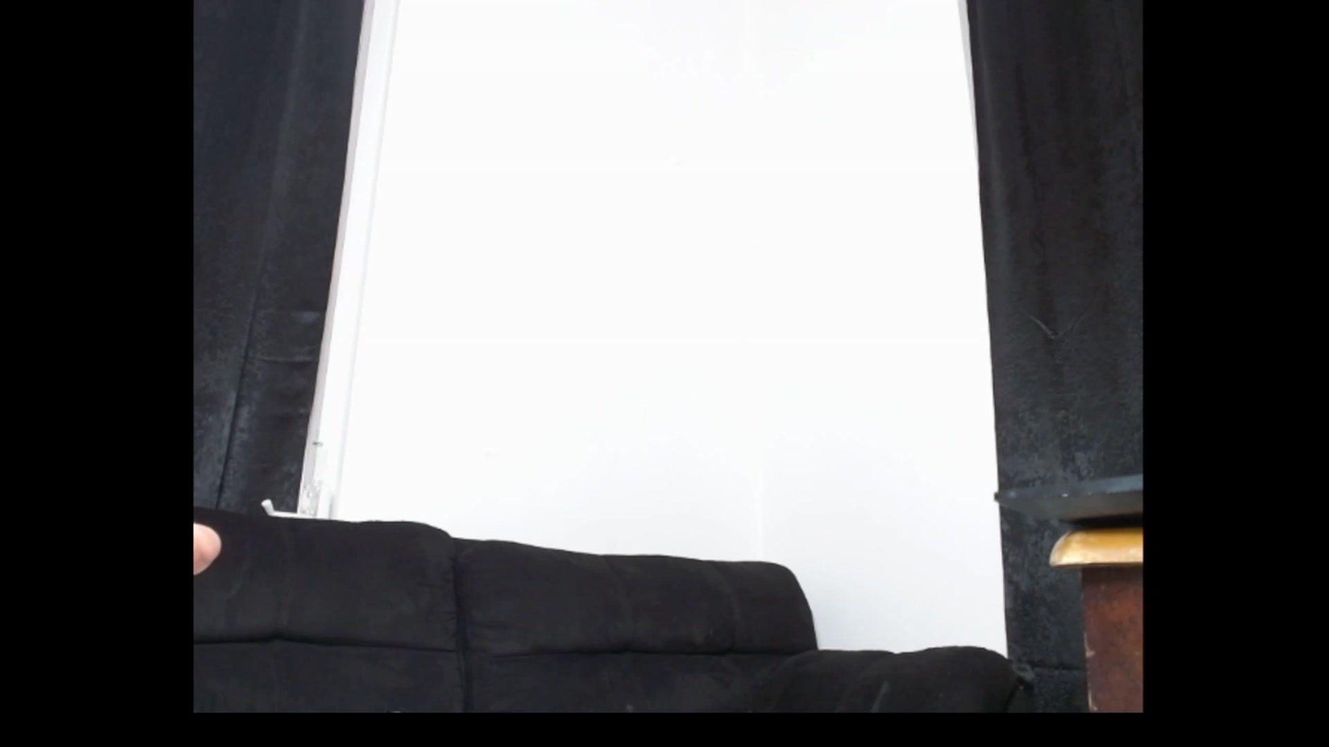 Gallery image thumbnail from HollyHanna's myfreecams stream on, 12/28/2022, 23:00 image 15 of 20