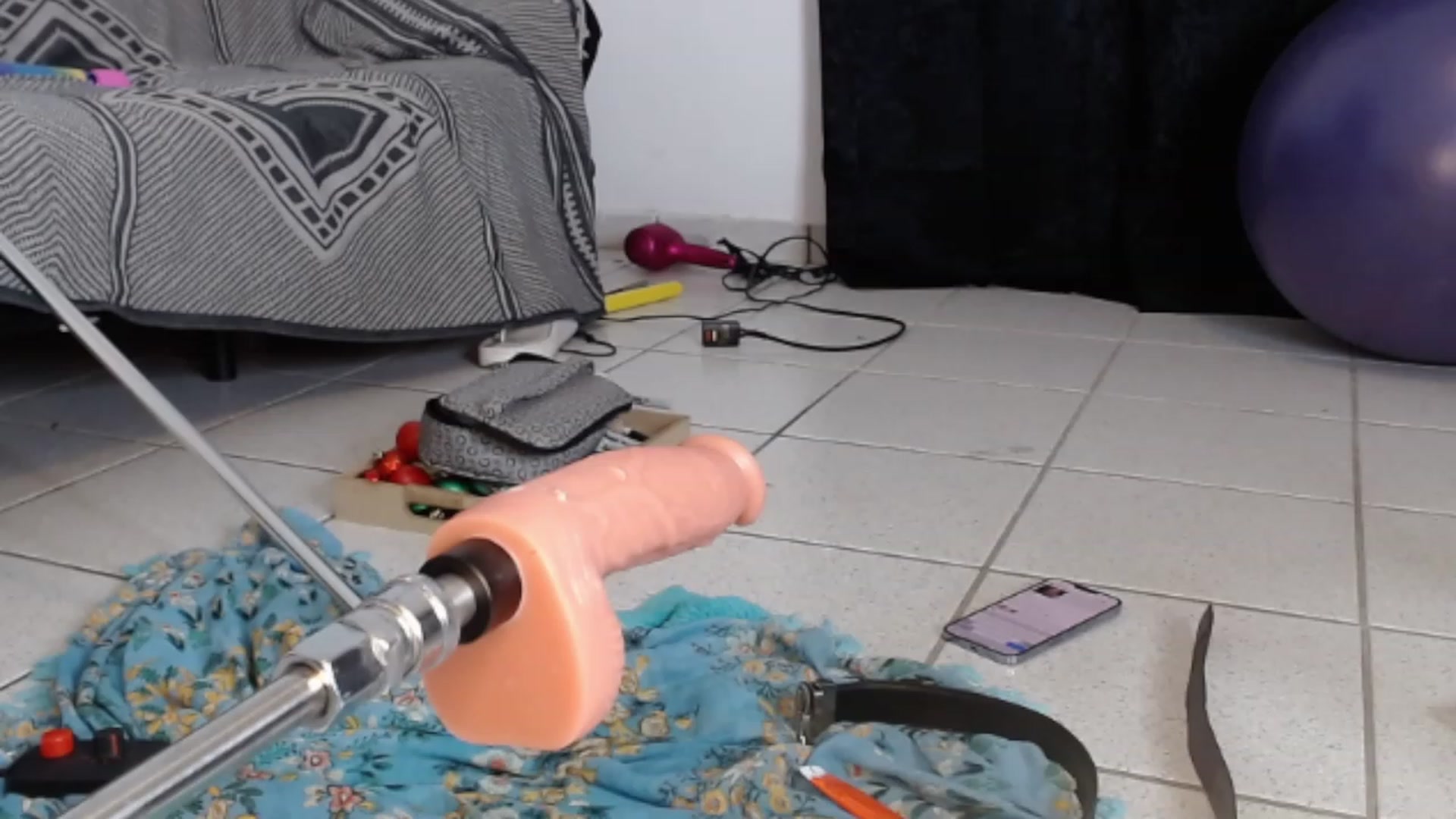Gallery image thumbnail from HollyHanna's myfreecams stream on, 01/05/2023, 23:47 image 12 of 20
