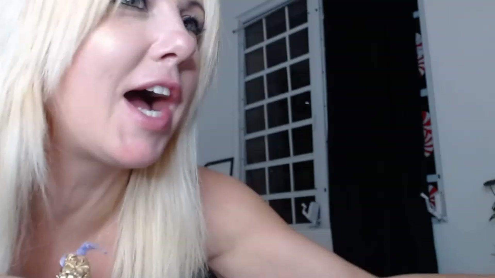 Gallery image thumbnail from HollyHanna's myfreecams stream on, 01/09/2023, 01:22 image 4 of 20