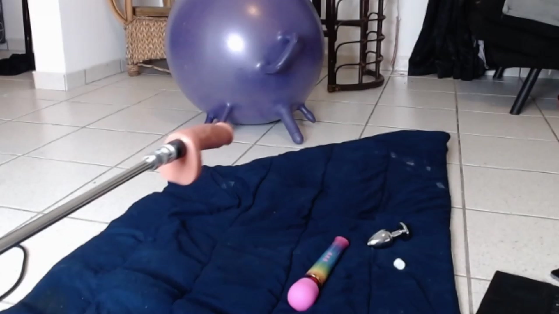 Gallery image thumbnail from HollyHanna's myfreecams stream on, 01/09/2023, 04:35 image 17 of 20