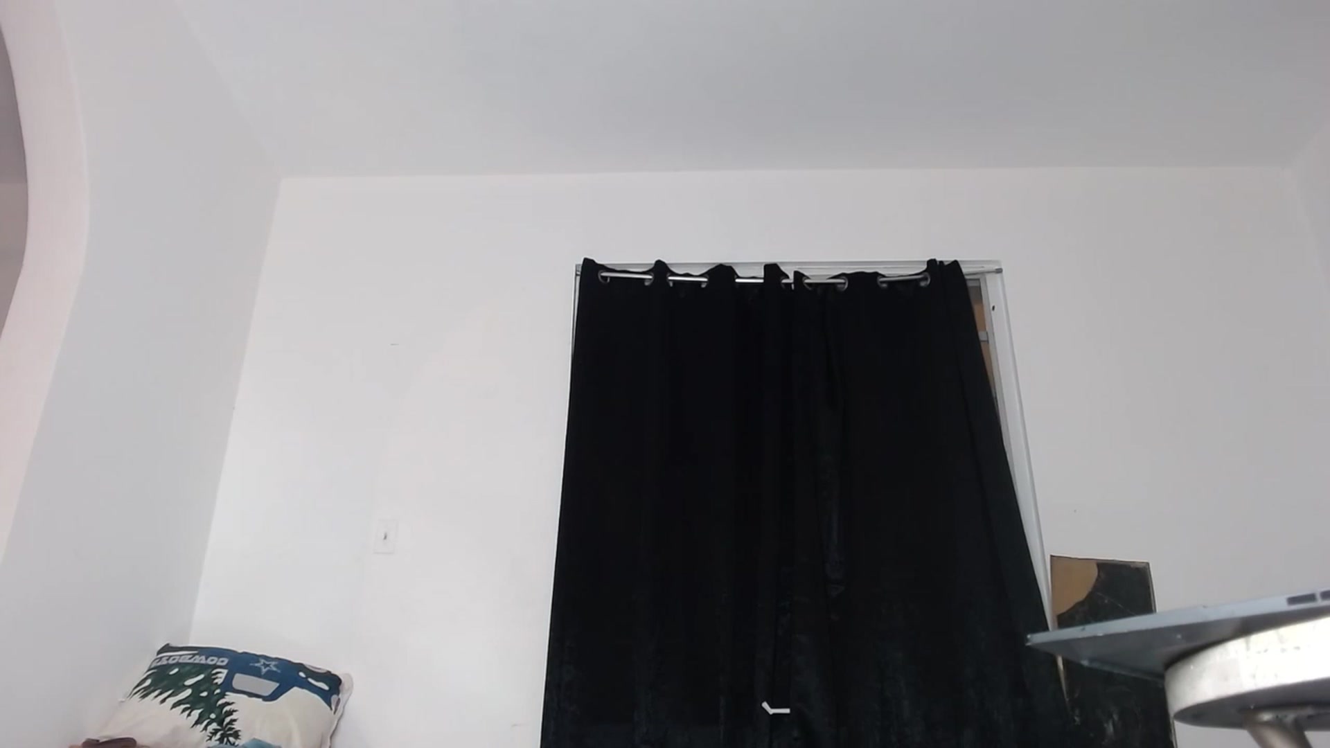 Gallery image thumbnail from HollyHanna's myfreecams stream on, 01/23/2023, 01:50 image 14 of 20