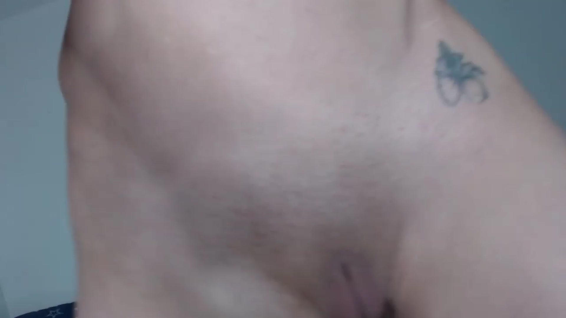 Gallery image thumbnail from HollyHanna's myfreecams stream on, 01/23/2023, 01:50 image 9 of 20