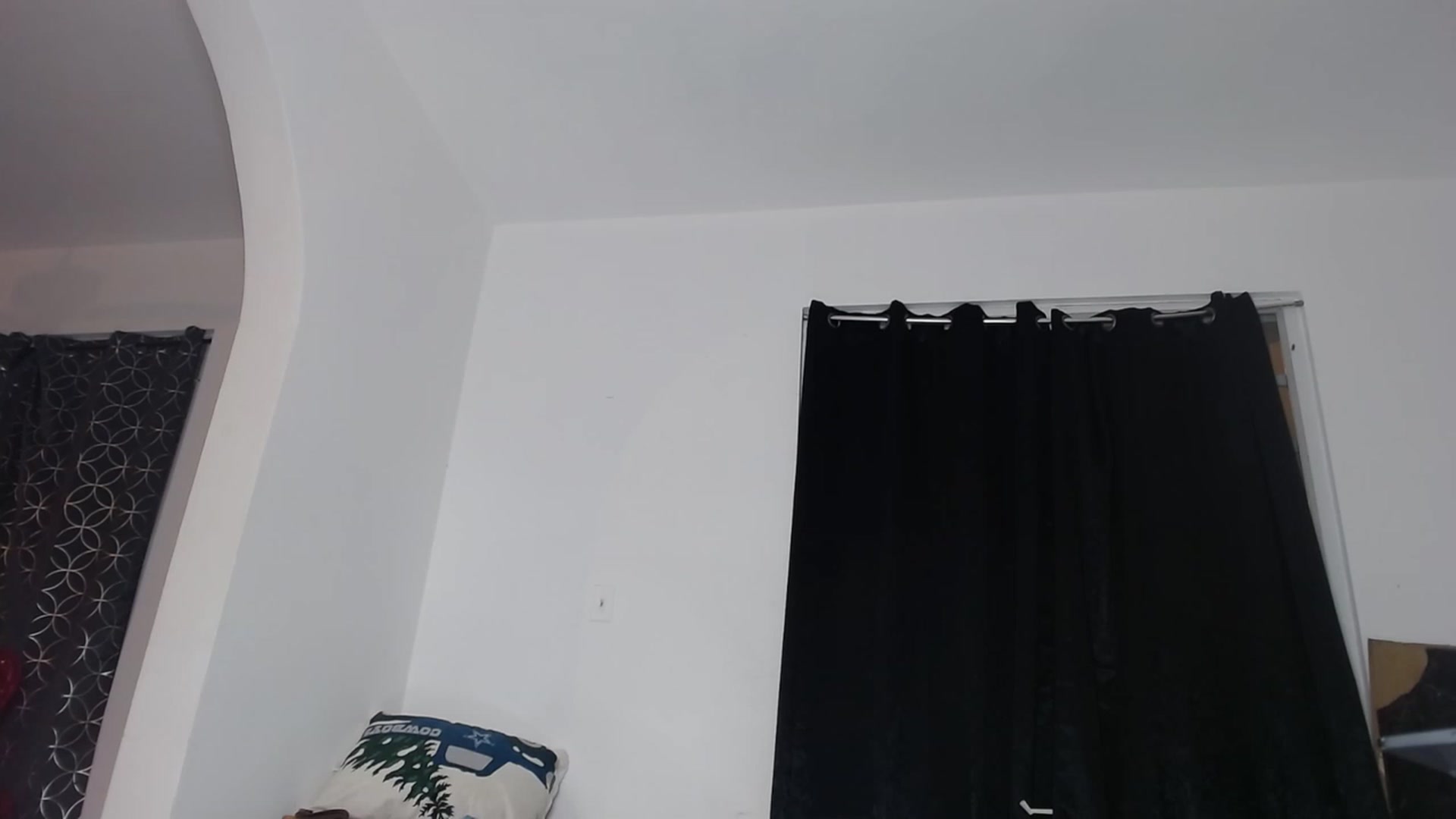 Gallery image thumbnail from HollyHanna's myfreecams stream on, 01/23/2023, 01:50 image 17 of 20