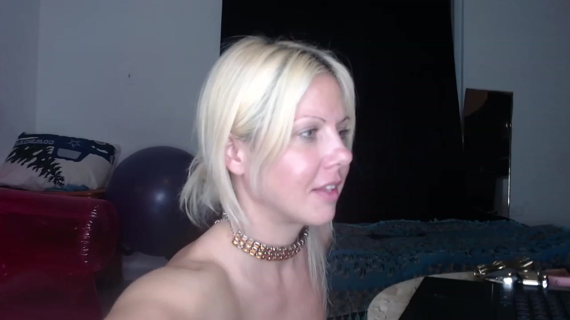 Gallery image thumbnail from HollyHanna's myfreecams stream on, 01/23/2023, 05:50 image 11 of 20