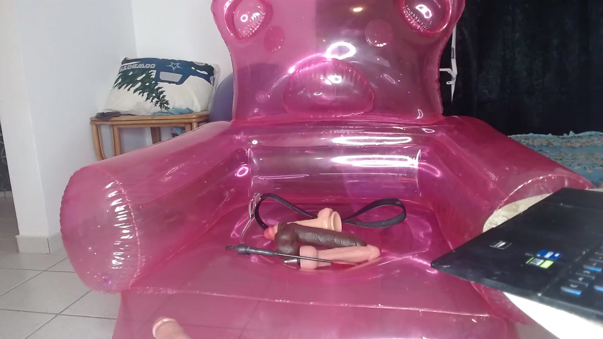 Gallery image thumbnail from HollyHanna's myfreecams stream on, 01/23/2023, 05:50 image 16 of 20