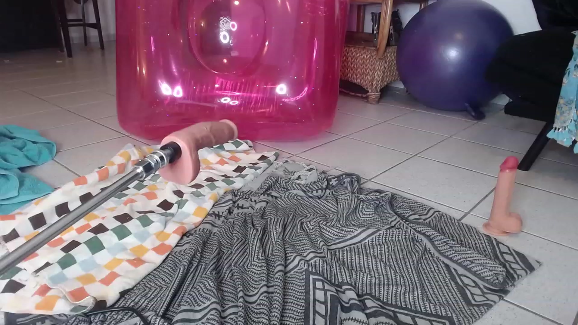 Gallery image thumbnail from HollyHanna's myfreecams stream on, 01/28/2023, 02:06 image 19 of 20