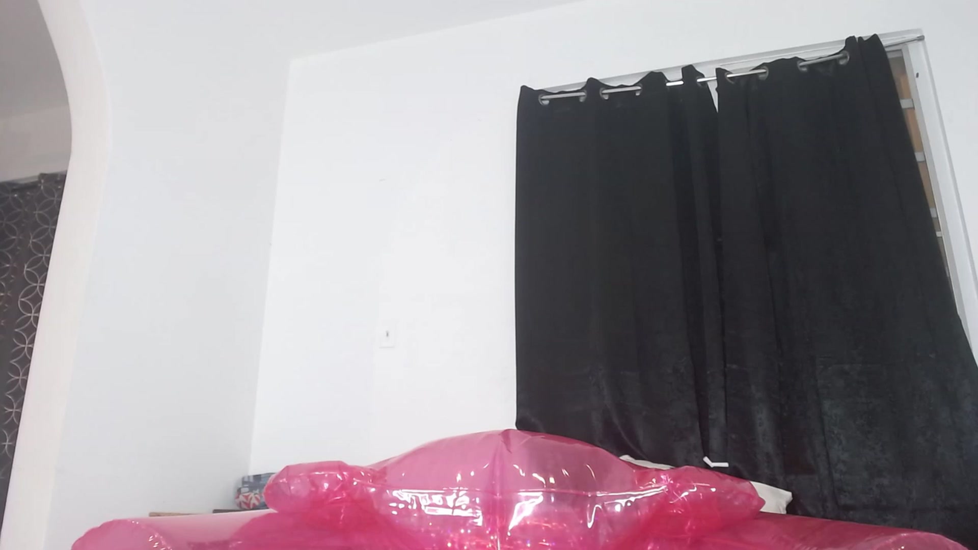 Gallery image thumbnail from HollyHanna's myfreecams stream on, 01/29/2023, 01:07 image 20 of 20
