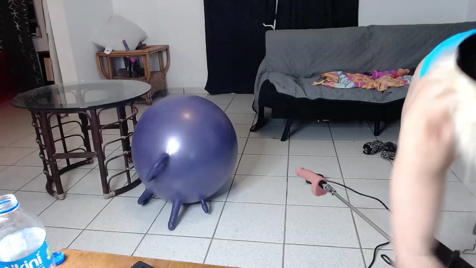 Gallery image thumbnail from HollyHanna's myfreecams stream on, 02/04/2023, 01:19 image 17 of 20
