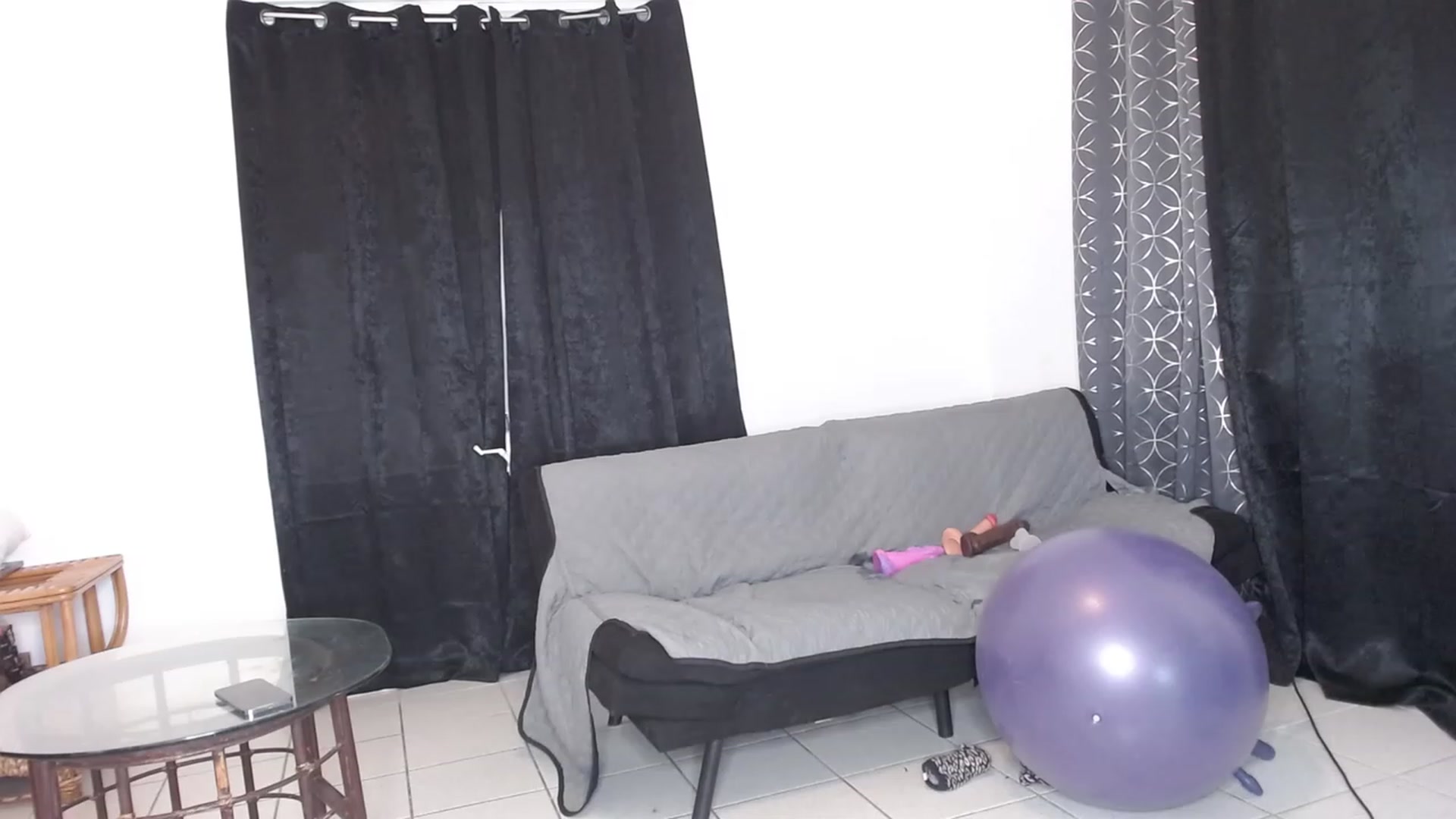 Gallery image thumbnail from HollyHanna's myfreecams stream on, 02/04/2023, 04:40 image 11 of 20