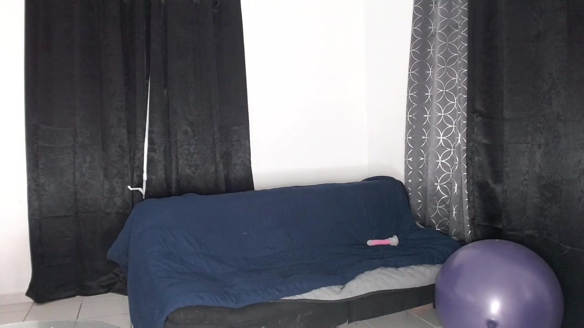Gallery image thumbnail from HollyHanna's myfreecams stream on, 02/04/2023, 21:12 image 18 of 20
