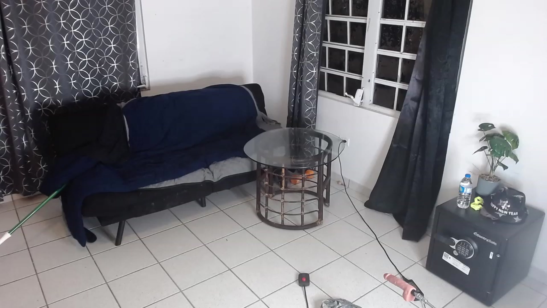 Gallery image thumbnail from HollyHanna's myfreecams stream on, 02/06/2023, 23:23 image 4 of 20