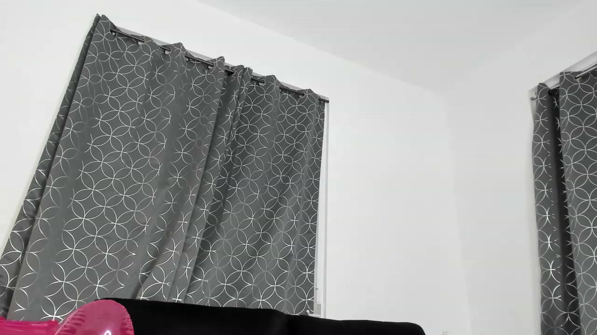 Gallery image thumbnail from HollyHanna's myfreecams stream on, 02/08/2023, 05:45 image 3 of 20