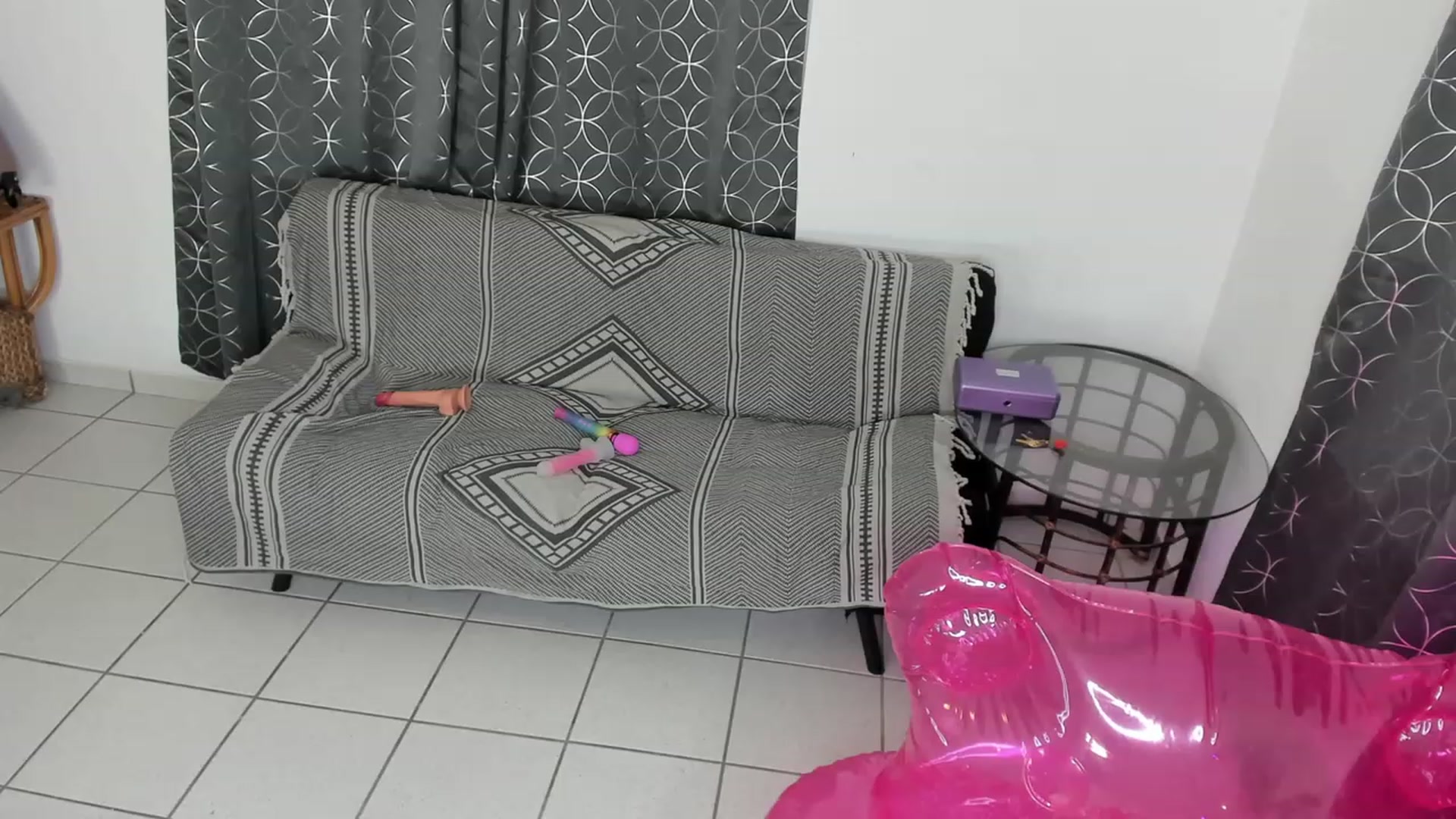 Gallery image thumbnail from HollyHanna's myfreecams stream on, 02/10/2023, 01:21 image 1 of 20