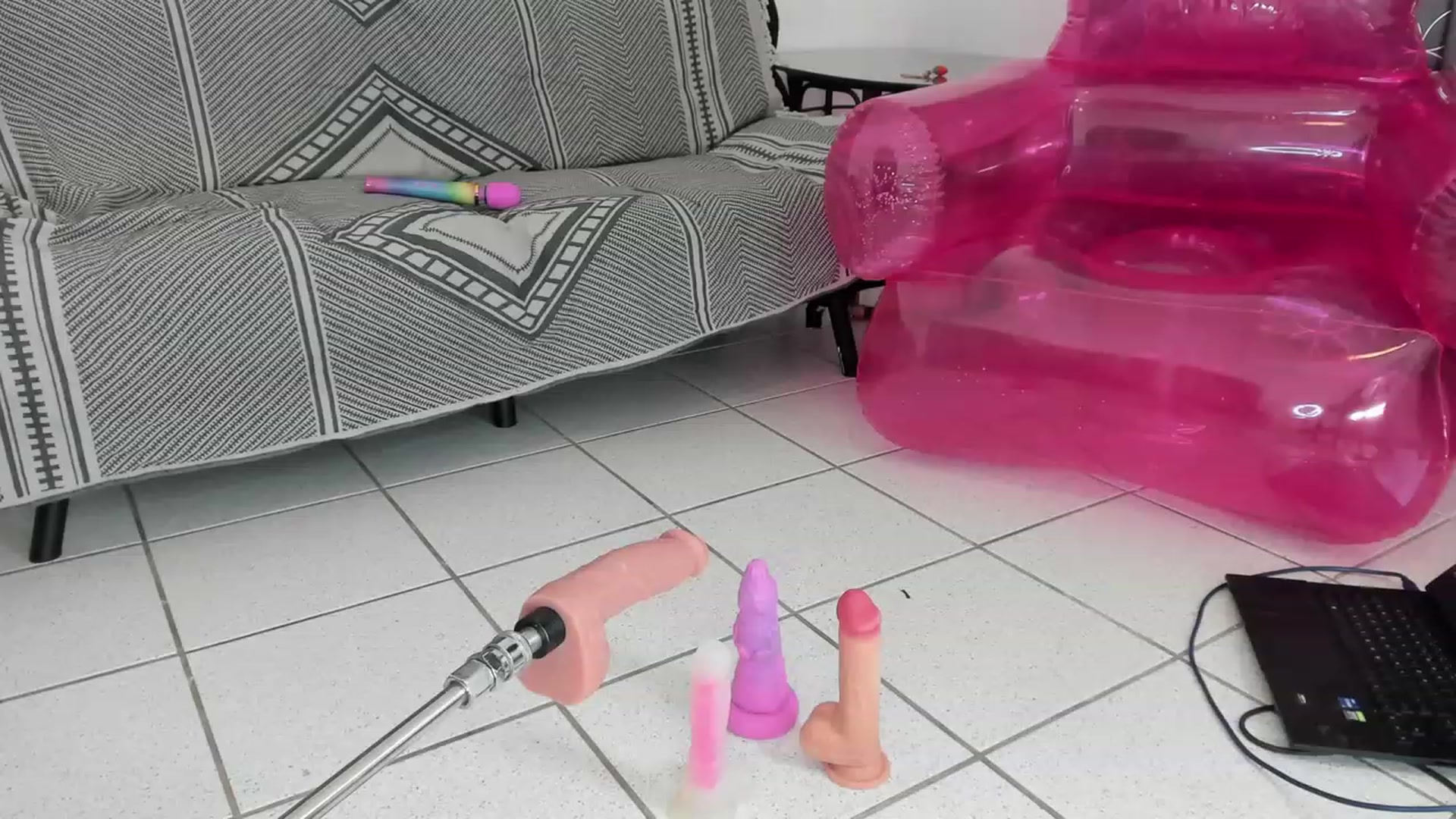 Gallery image thumbnail from HollyHanna's myfreecams stream on, 02/10/2023, 02:45 image 2 of 20