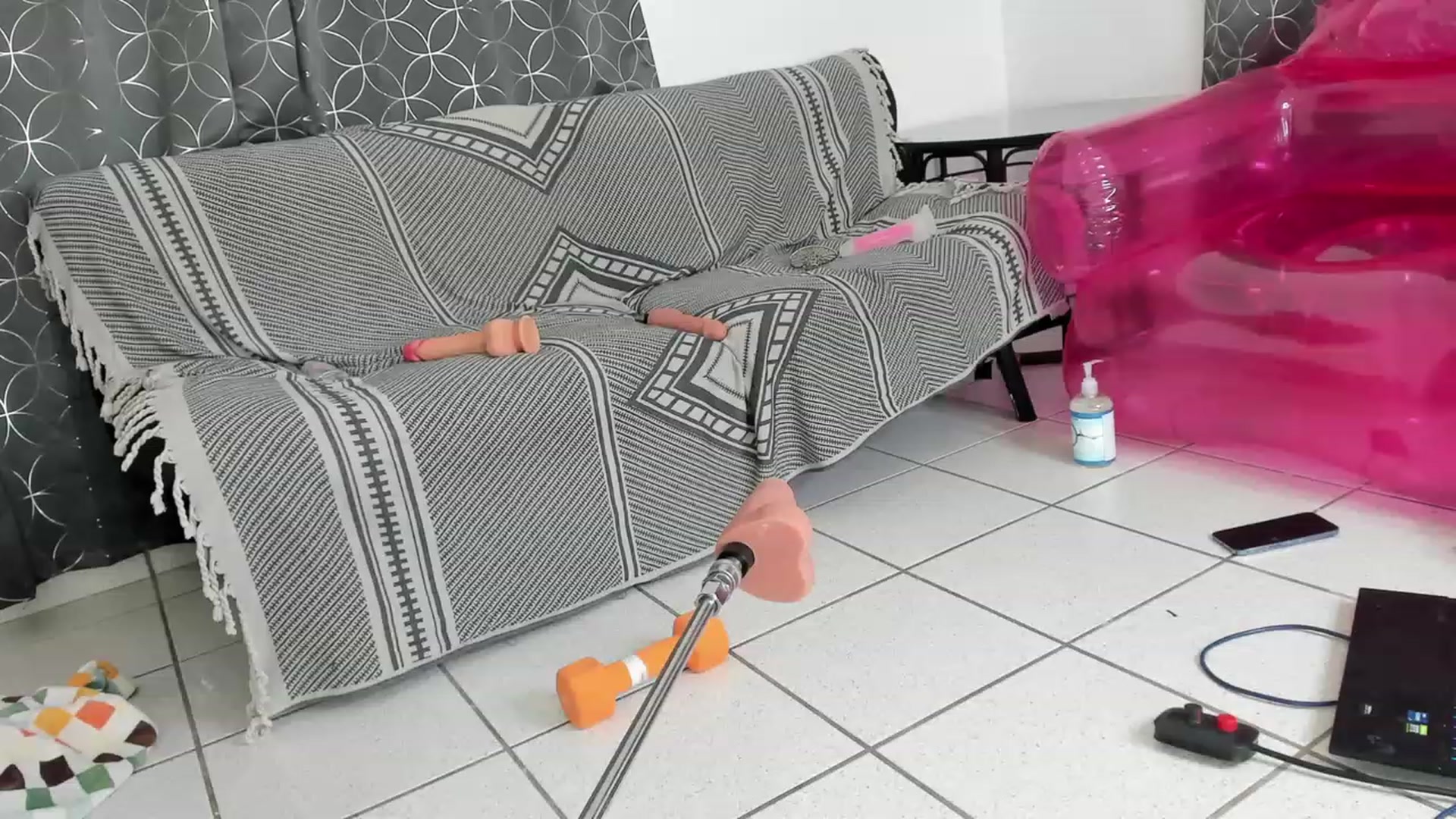 Gallery image thumbnail from HollyHanna's myfreecams stream on, 02/12/2023, 01:58 image 13 of 20
