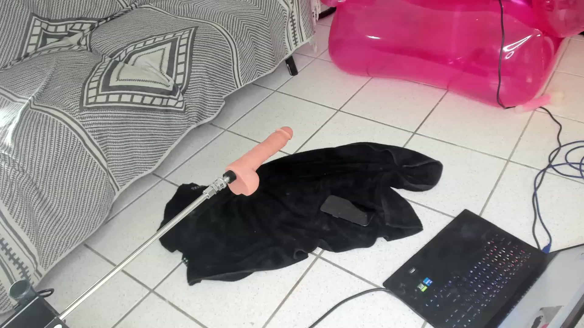 Gallery image thumbnail from HollyHanna's myfreecams stream on, 02/13/2023, 03:00 image 17 of 20
