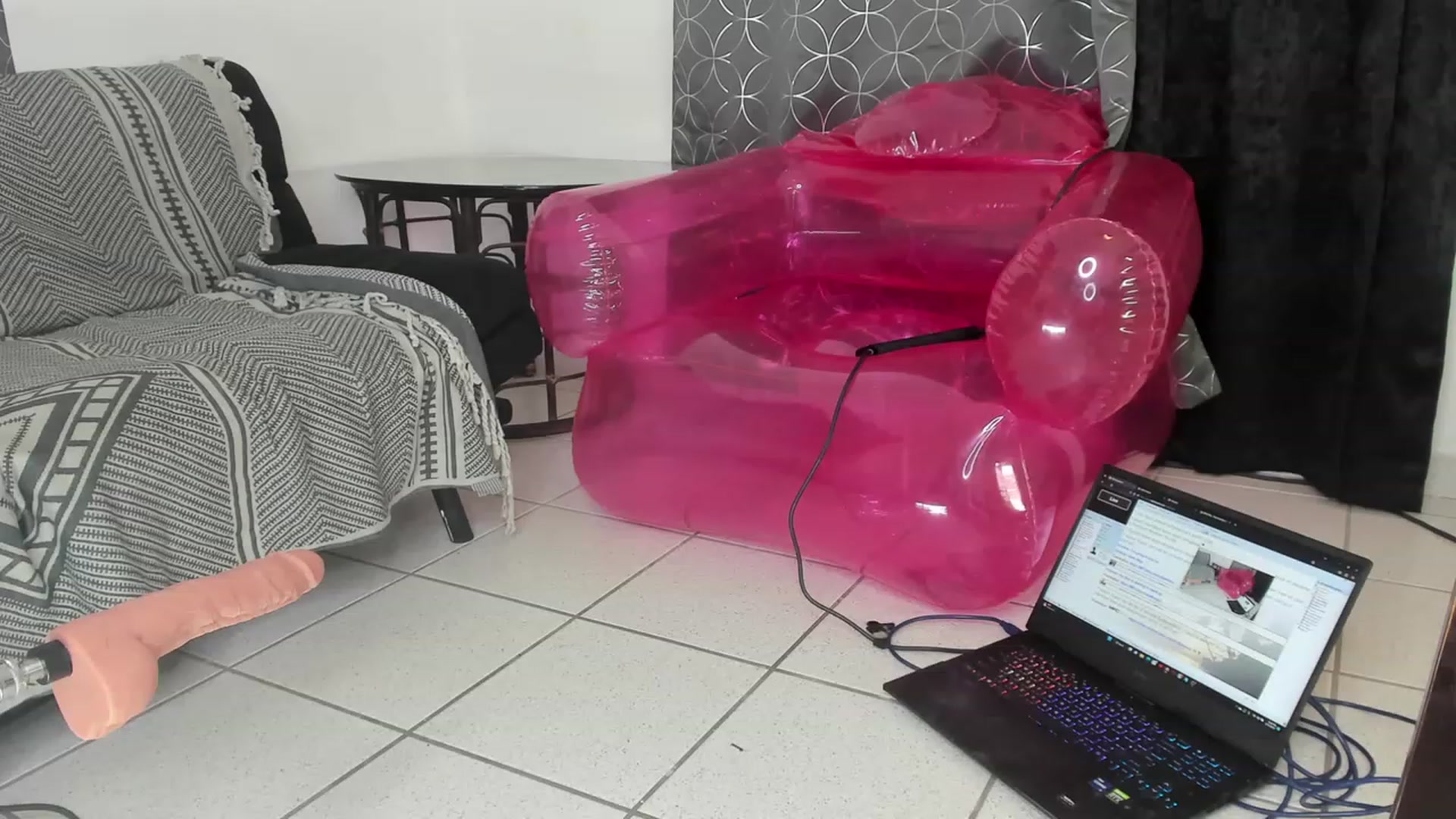 Gallery image thumbnail from HollyHanna's myfreecams stream on, 02/13/2023, 22:59 image 4 of 20