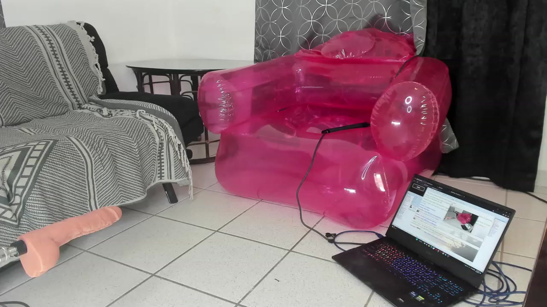 Gallery image thumbnail from HollyHanna's myfreecams stream on, 02/13/2023, 22:59 image 5 of 20