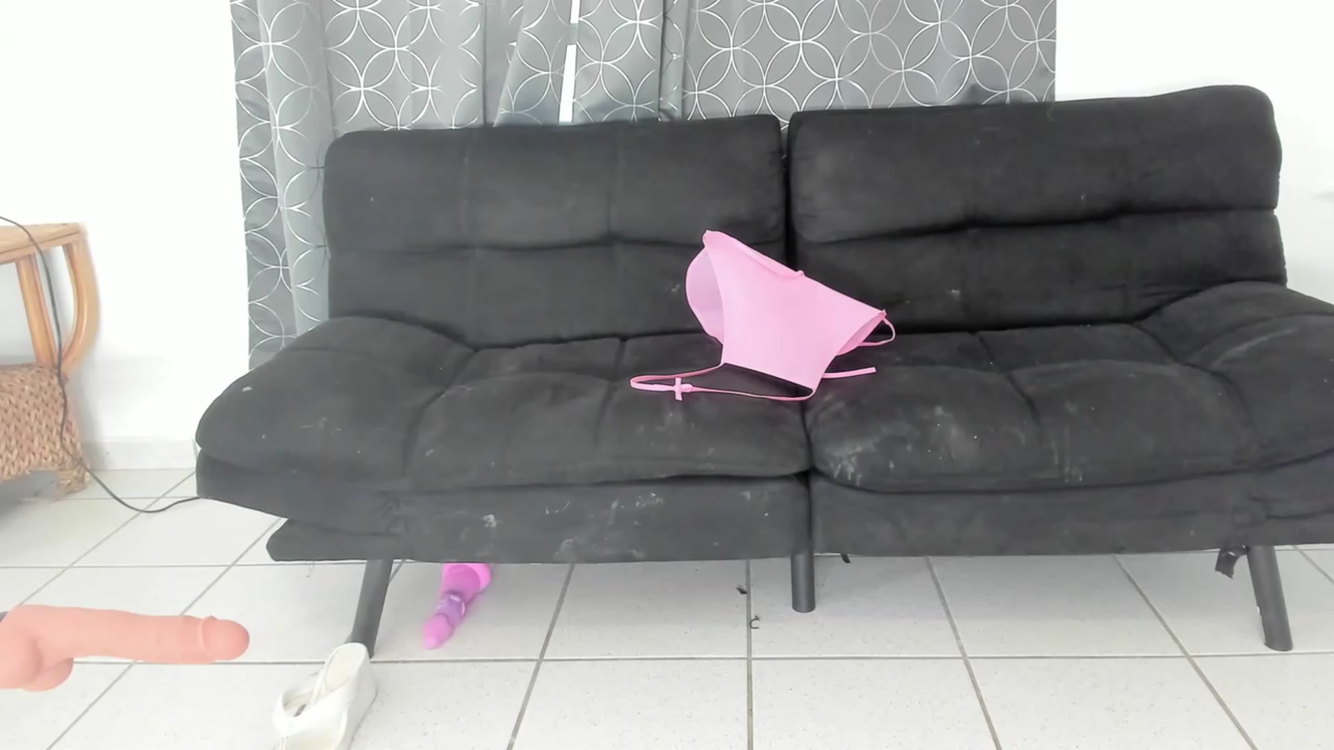 Gallery image thumbnail from HollyHanna's myfreecams stream on, 02/14/2023, 22:57 image 5 of 20