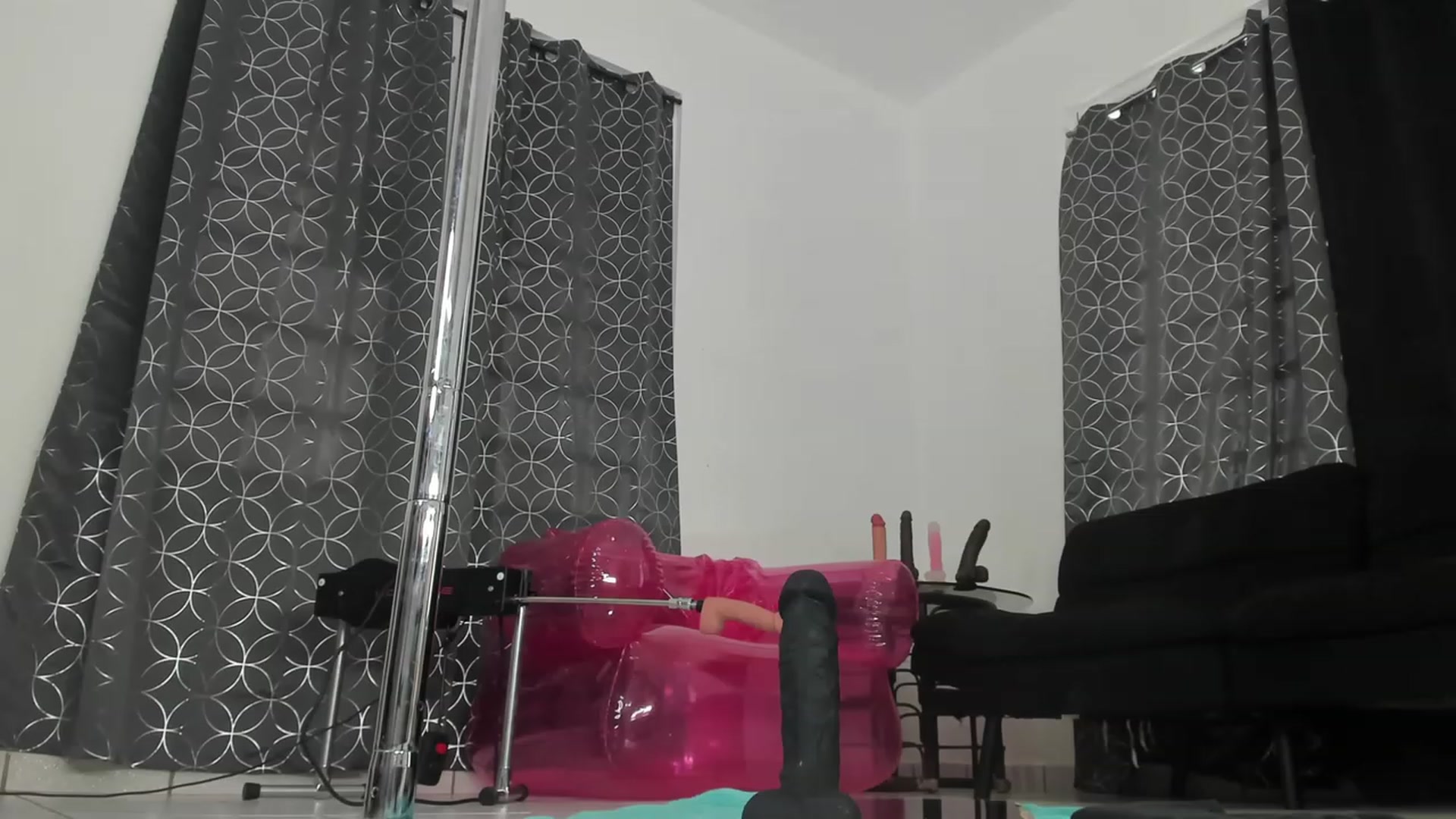 Gallery image thumbnail from HollyHanna's myfreecams stream on, 02/22/2023, 20:37 image 19 of 20