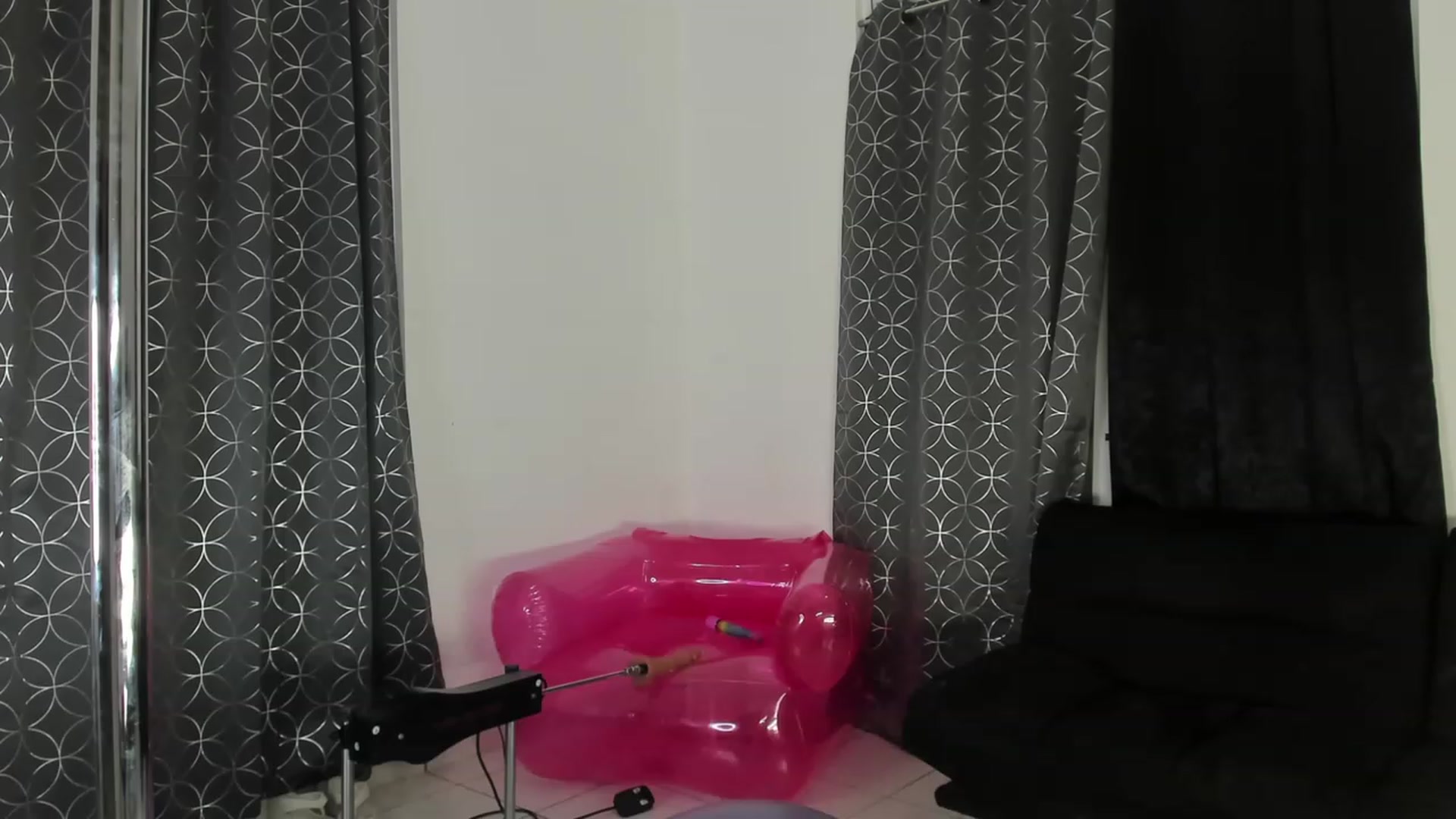 Gallery image thumbnail from HollyHanna's myfreecams stream on, 02/28/2023, 24:13 image 5 of 20
