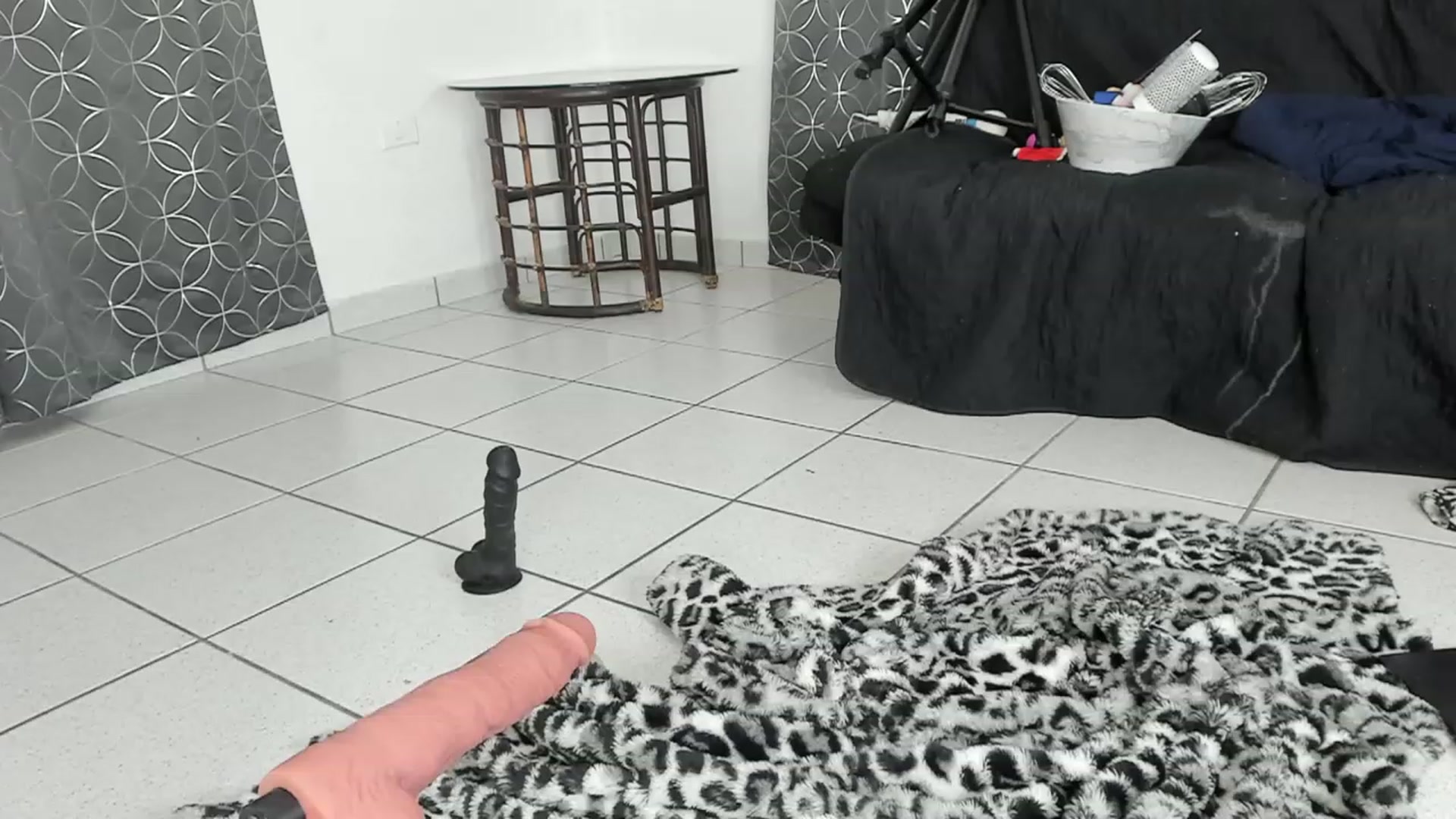 Gallery image thumbnail from HollyHanna's myfreecams stream on, 03/24/2023, 02:51 image 19 of 20