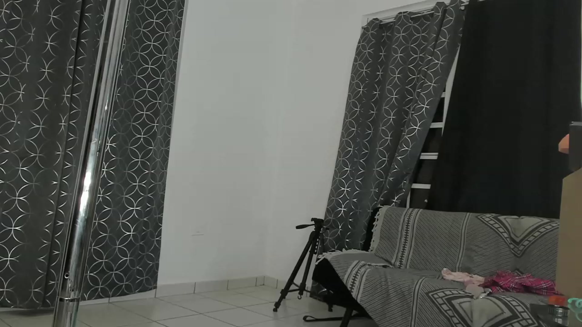 Gallery image thumbnail from HollyHanna's myfreecams stream on, 03/28/2023, 03:30 image 11 of 20