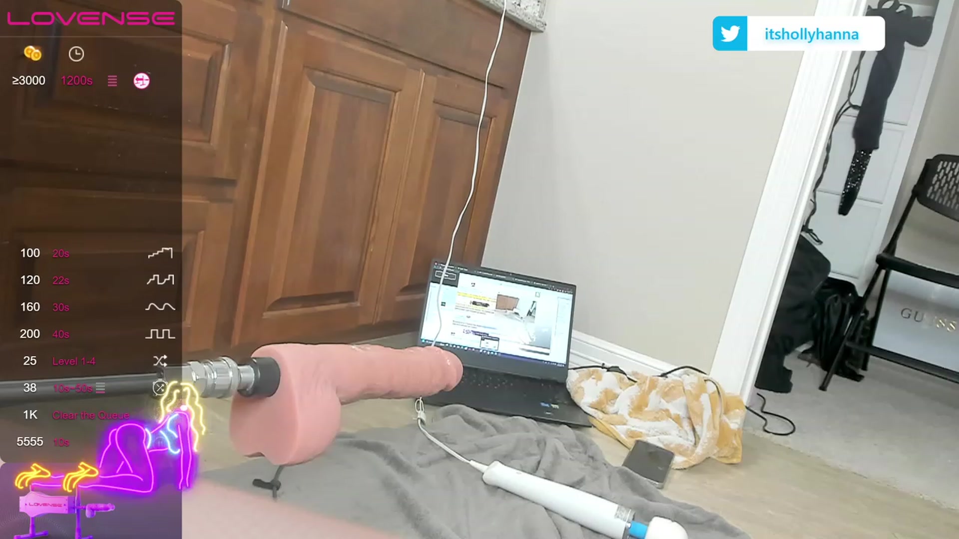 Gallery image thumbnail from HollyHanna's myfreecams stream on, 04/27/2023, 04:21 image 18 of 20