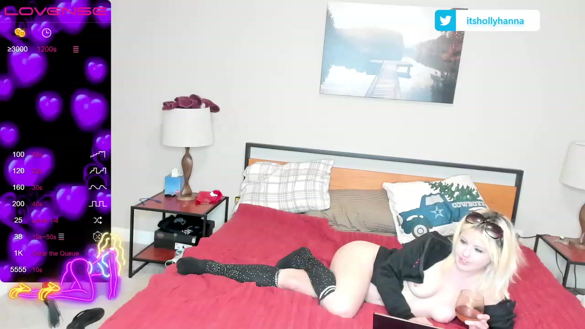 Gallery image thumbnail from HollyHanna's myfreecams stream on, 05/08/2023, 24:50 image 19 of 20