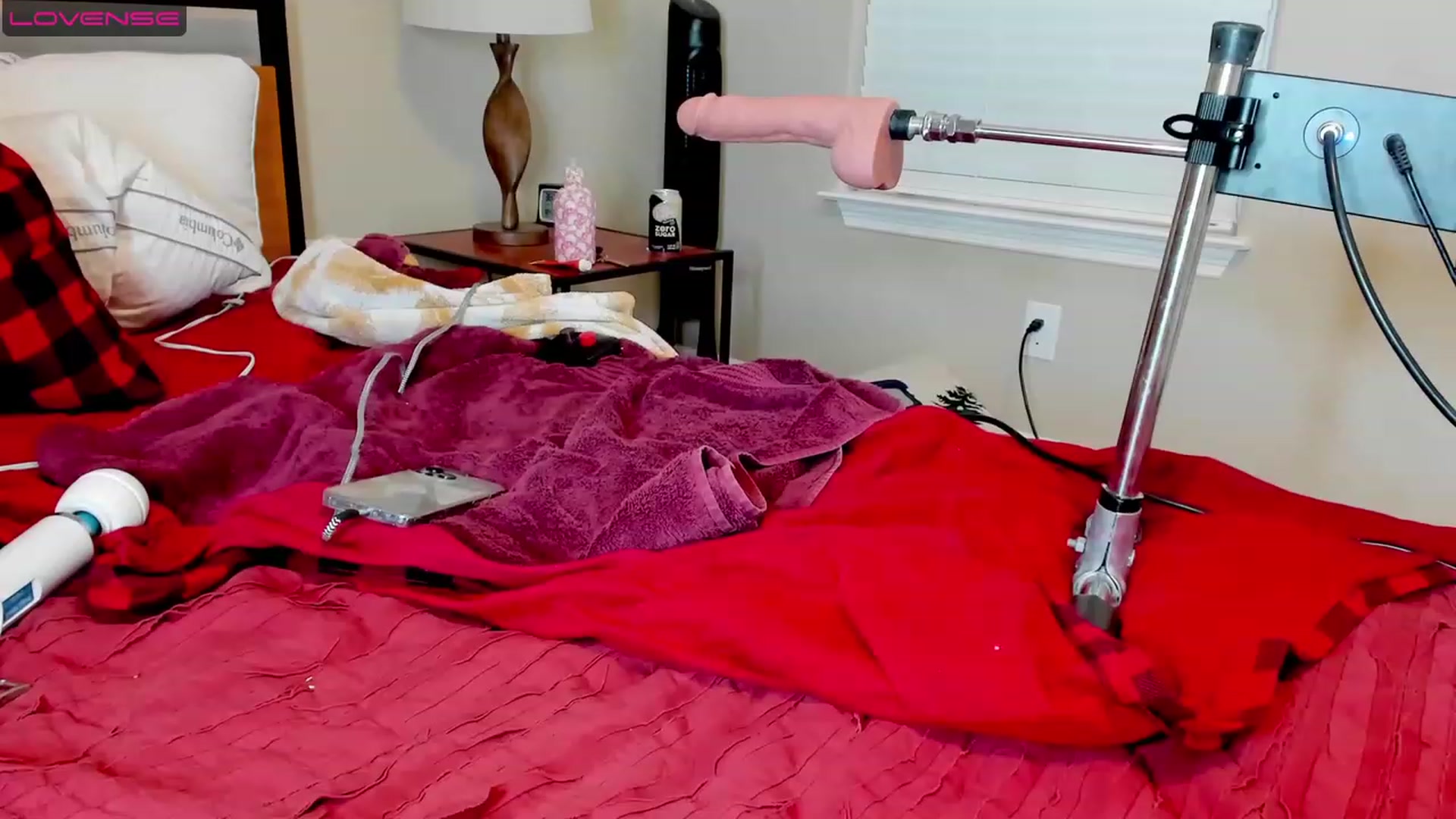 Gallery image thumbnail from HollyHanna's myfreecams stream on, 06/01/2023, 03:41 image 19 of 20