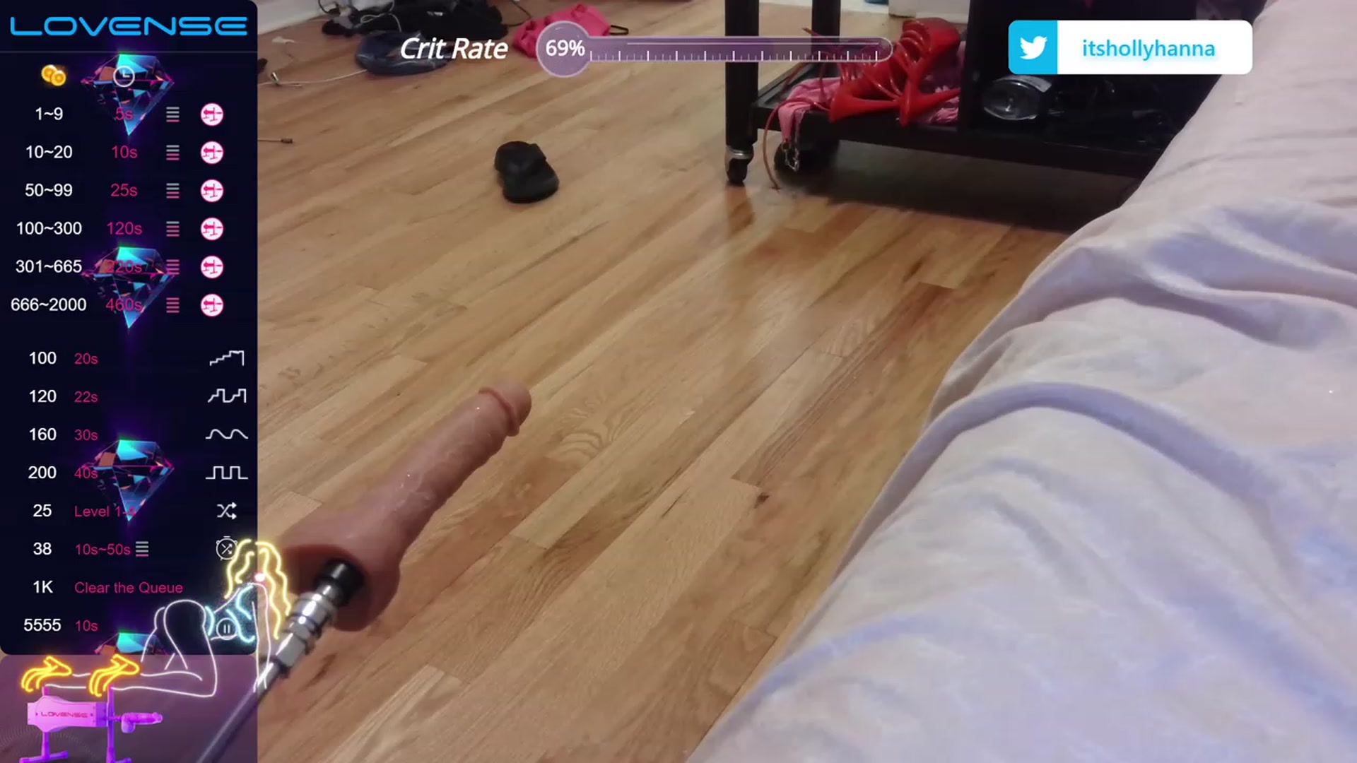 Gallery image thumbnail from HollyHanna's myfreecams stream on, 08/18/2023, 04:04 image 17 of 20